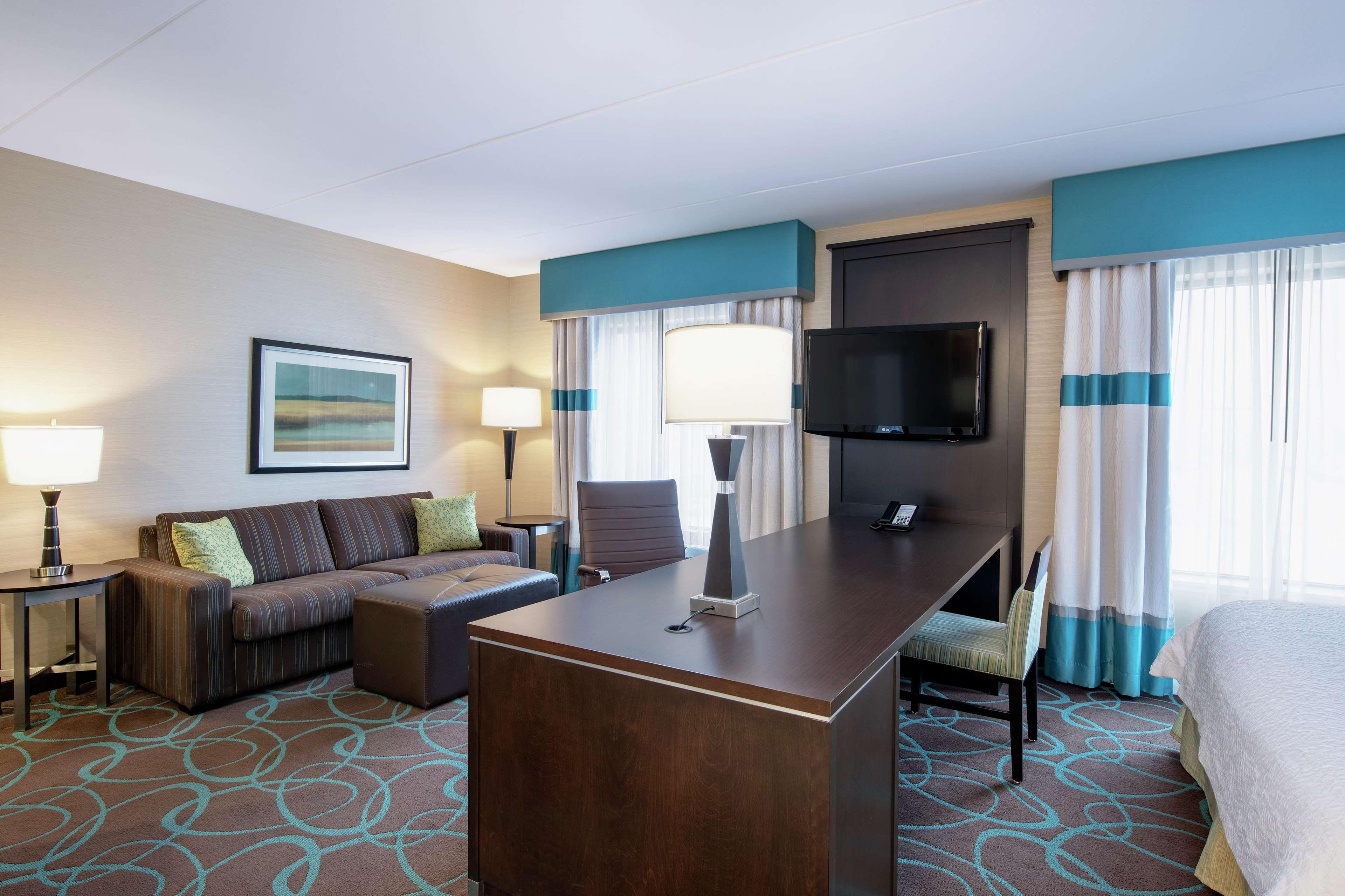 Hampton Inn By Hilton Winnipeg Exterior foto